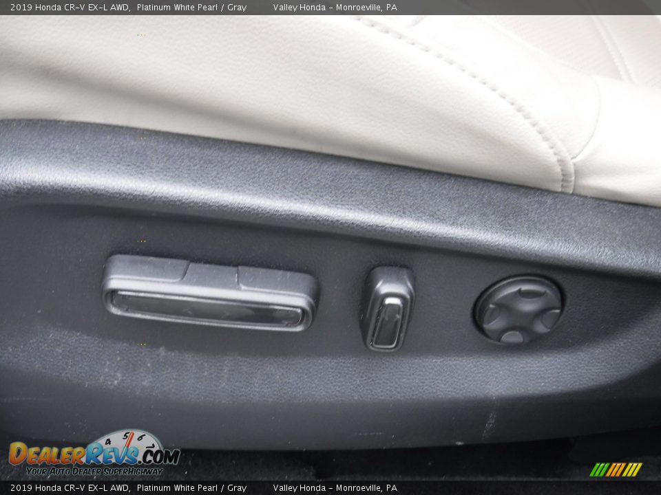 2019 Honda CR-V EX-L AWD Platinum White Pearl / Gray Photo #17