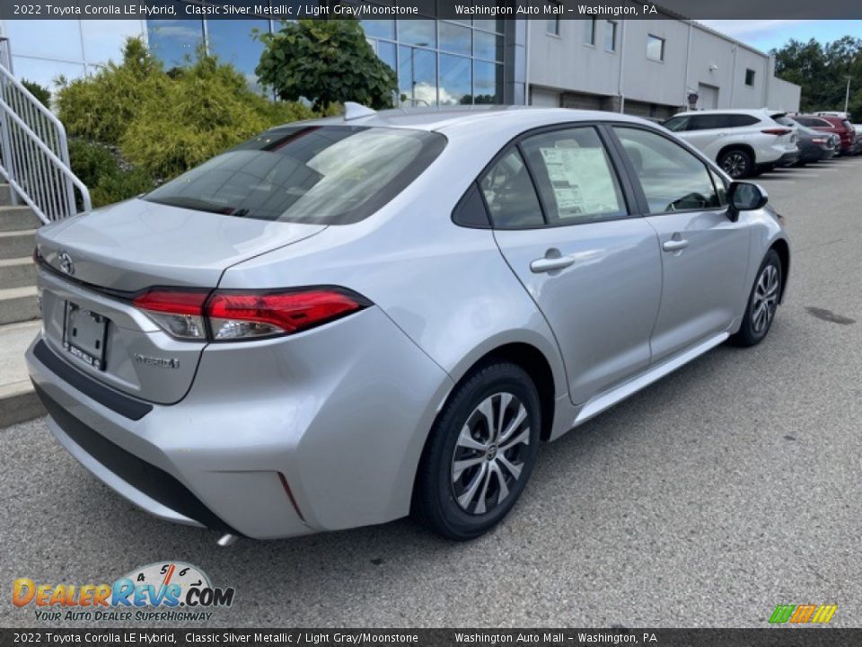 2022 Toyota Corolla LE Hybrid Classic Silver Metallic / Light Gray/Moonstone Photo #9