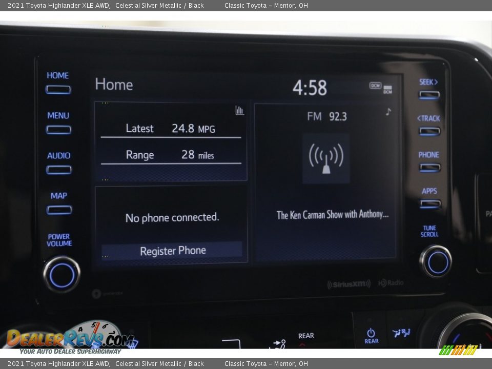 2021 Toyota Highlander XLE AWD Celestial Silver Metallic / Black Photo #10