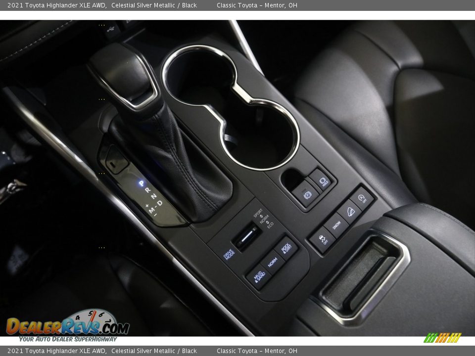 2021 Toyota Highlander XLE AWD Celestial Silver Metallic / Black Photo #13