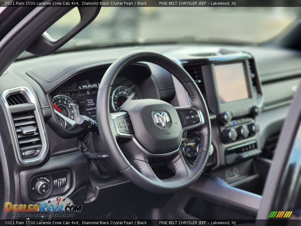 2021 Ram 1500 Laramie Crew Cab 4x4 Steering Wheel Photo #33