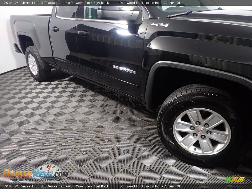 2018 GMC Sierra 1500 SLE Double Cab 4WD Onyx Black / Jet Black Photo #4