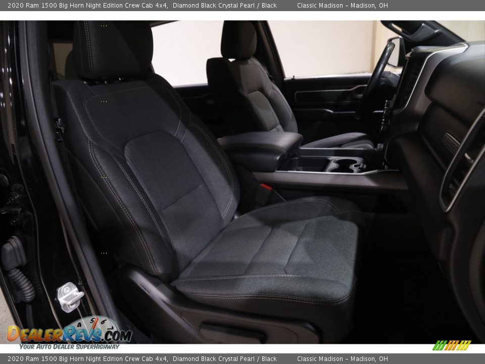 2020 Ram 1500 Big Horn Night Edition Crew Cab 4x4 Diamond Black Crystal Pearl / Black Photo #16