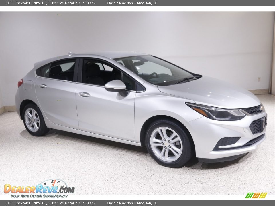 2017 Chevrolet Cruze LT Silver Ice Metallic / Jet Black Photo #1
