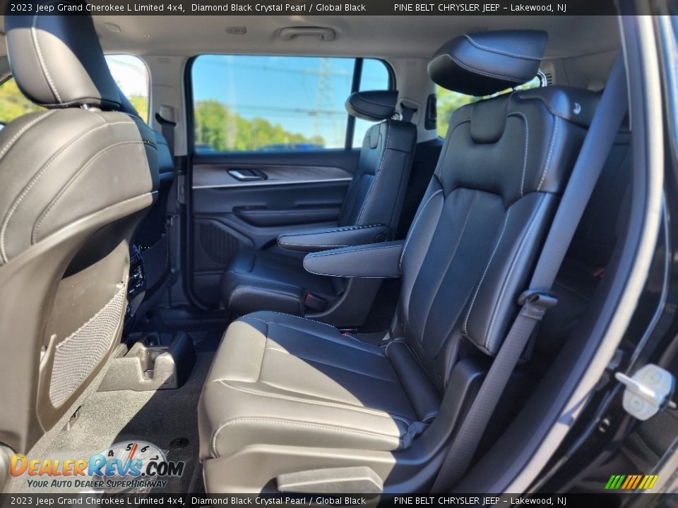 2023 Jeep Grand Cherokee L Limited 4x4 Diamond Black Crystal Pearl / Global Black Photo #6