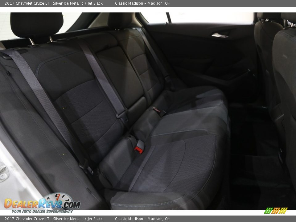 2017 Chevrolet Cruze LT Silver Ice Metallic / Jet Black Photo #16