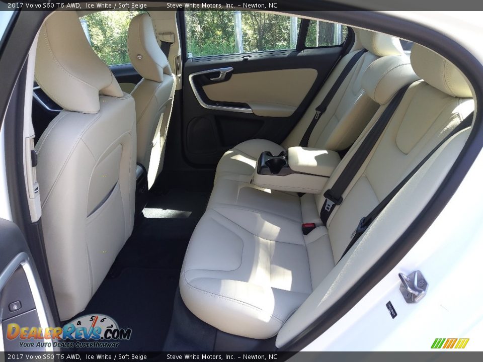 Rear Seat of 2017 Volvo S60 T6 AWD Photo #14