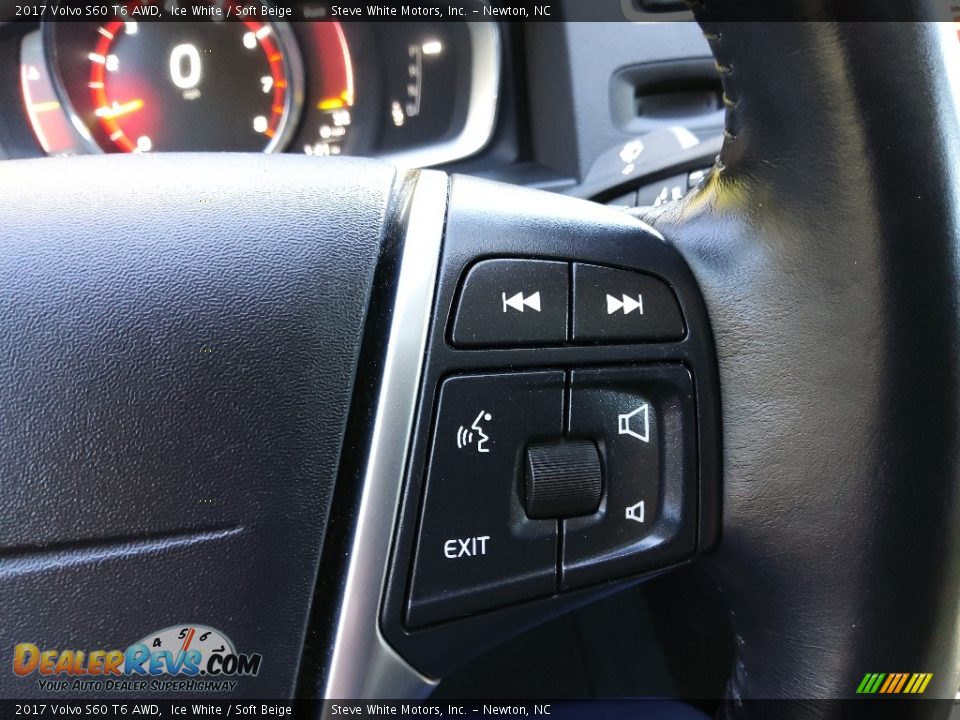 2017 Volvo S60 T6 AWD Steering Wheel Photo #21