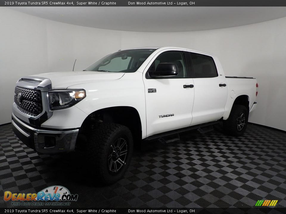2019 Toyota Tundra SR5 CrewMax 4x4 Super White / Graphite Photo #5