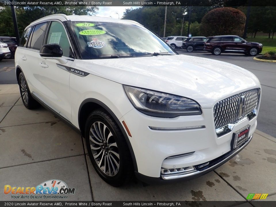 Front 3/4 View of 2020 Lincoln Aviator Reserve AWD Photo #8