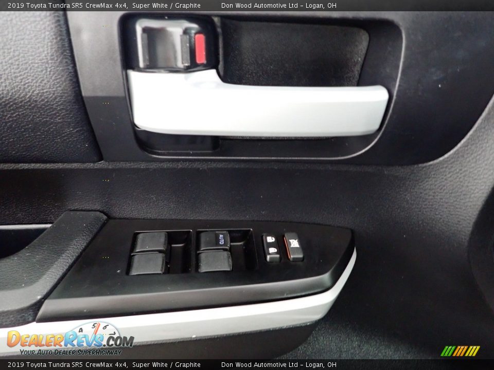 2019 Toyota Tundra SR5 CrewMax 4x4 Super White / Graphite Photo #11