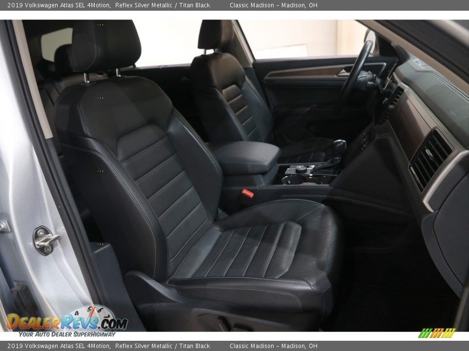 2019 Volkswagen Atlas SEL 4Motion Reflex Silver Metallic / Titan Black Photo #16