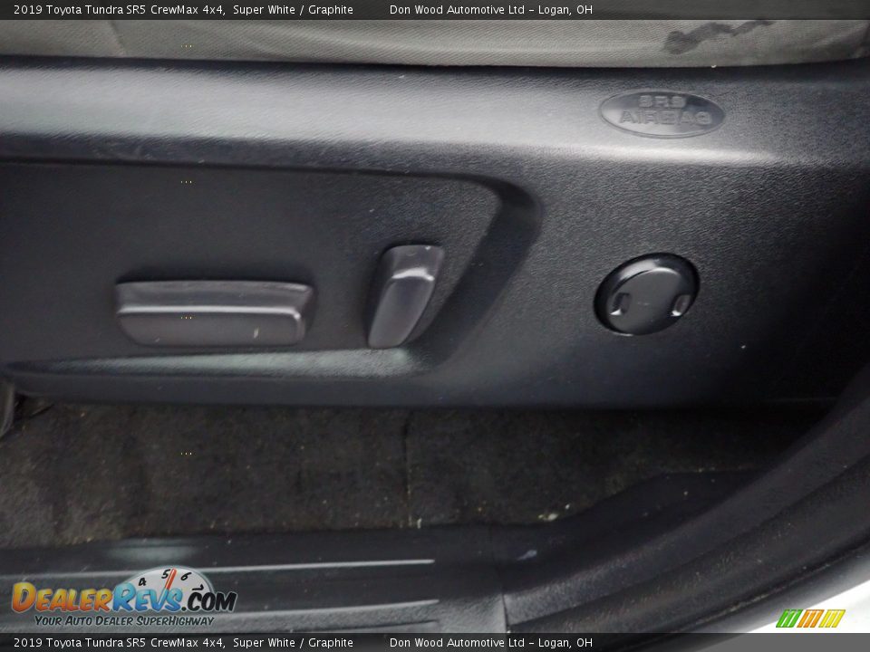 2019 Toyota Tundra SR5 CrewMax 4x4 Super White / Graphite Photo #12