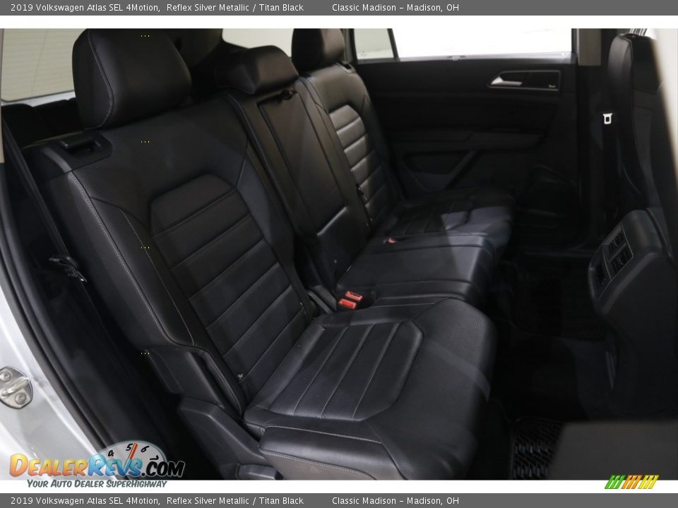 2019 Volkswagen Atlas SEL 4Motion Reflex Silver Metallic / Titan Black Photo #17