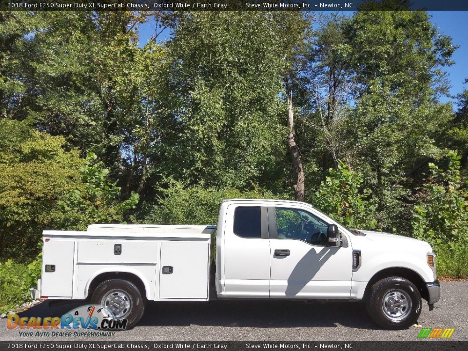 Oxford White 2018 Ford F250 Super Duty XL SuperCab Chassis Photo #6