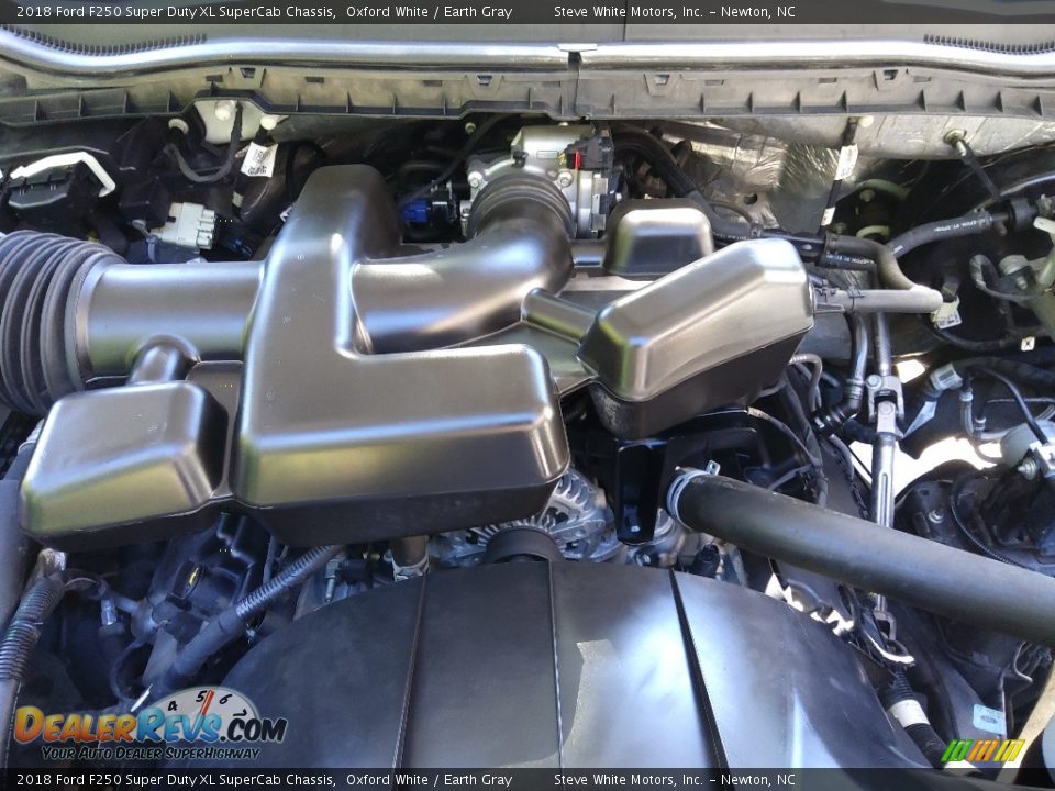 2018 Ford F250 Super Duty XL SuperCab Chassis 6.2 Liter SOHC 16-Valve Flex-Fuel V8 Engine Photo #22