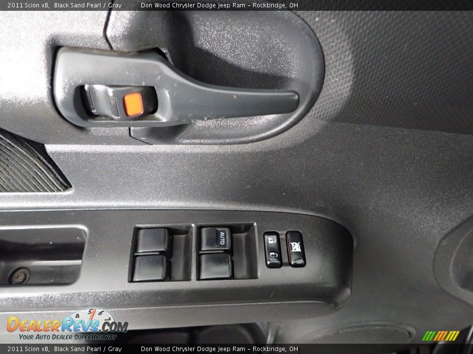 2011 Scion xB Black Sand Pearl / Gray Photo #10