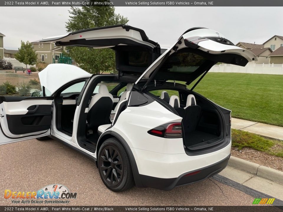 2022 Tesla Model X AWD Trunk Photo #8