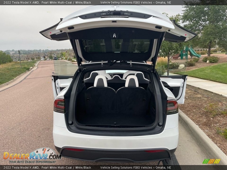 2022 Tesla Model X AWD Trunk Photo #10