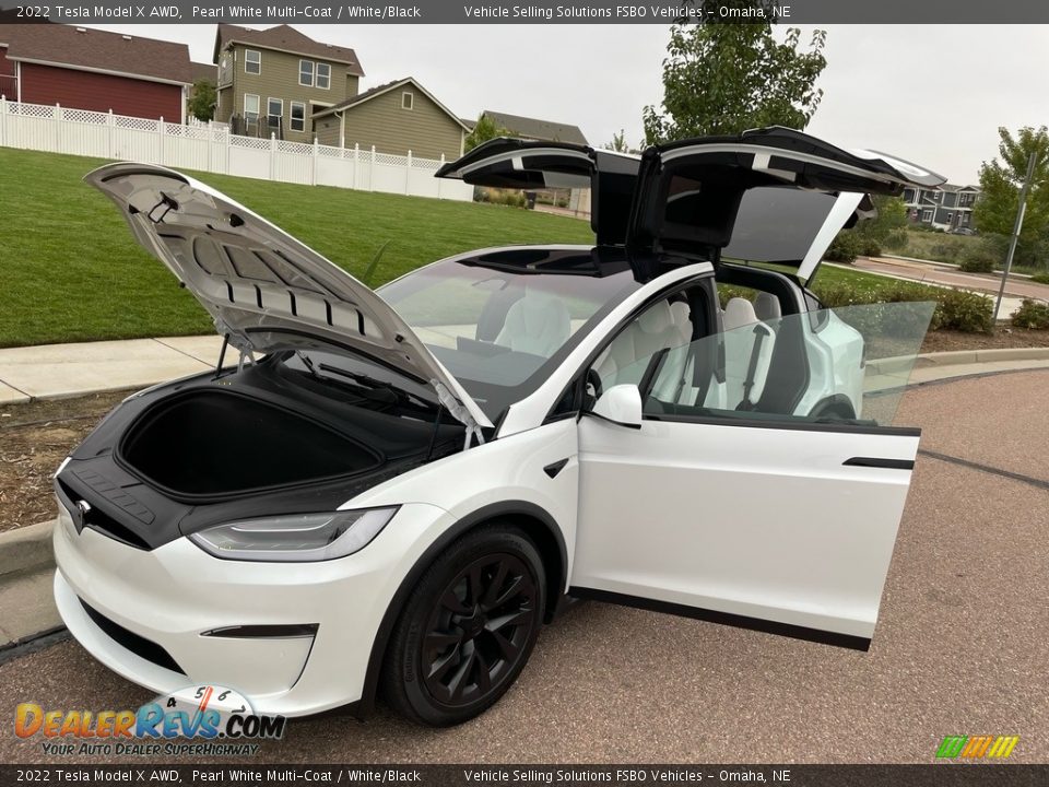 2022 Tesla Model X AWD Trunk Photo #14