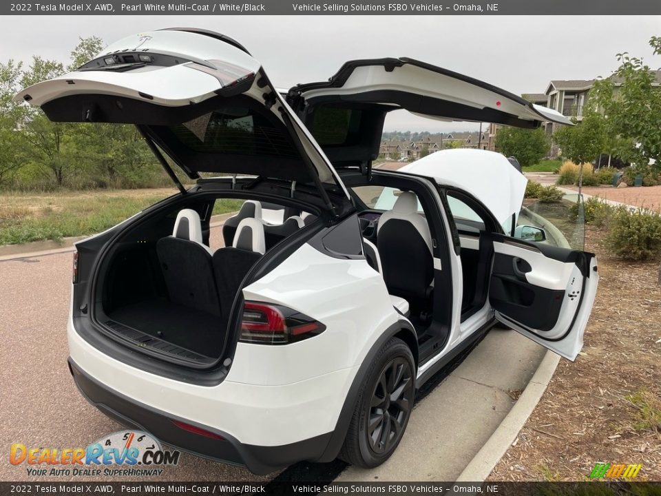 2022 Tesla Model X AWD Pearl White Multi-Coat / White/Black Photo #15