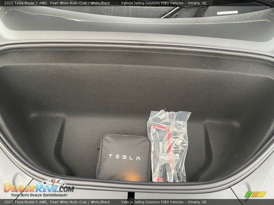 2022 Tesla Model X AWD Trunk Photo #21