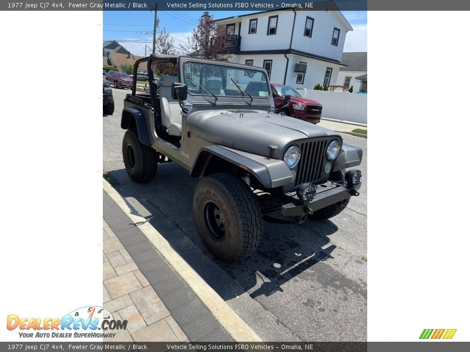 Front 3/4 View of 1977 Jeep CJ7 4x4 Photo #6