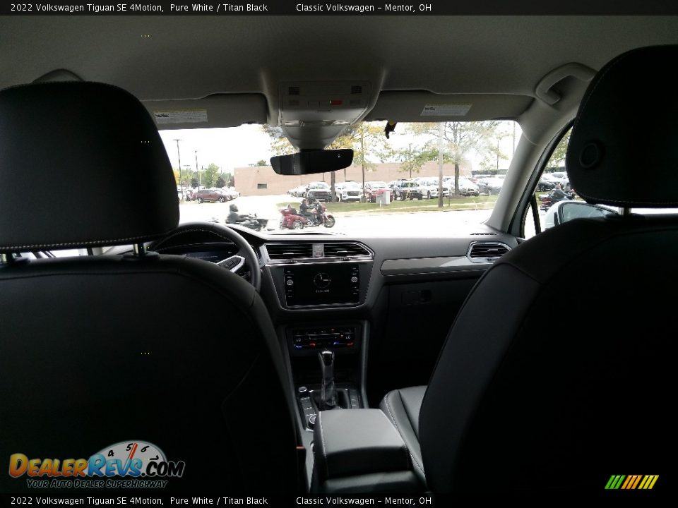 2022 Volkswagen Tiguan SE 4Motion Pure White / Titan Black Photo #3