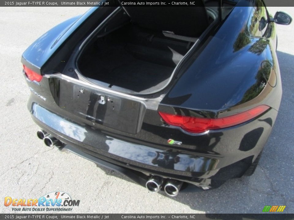 2015 Jaguar F-TYPE R Coupe Ultimate Black Metallic / Jet Photo #22