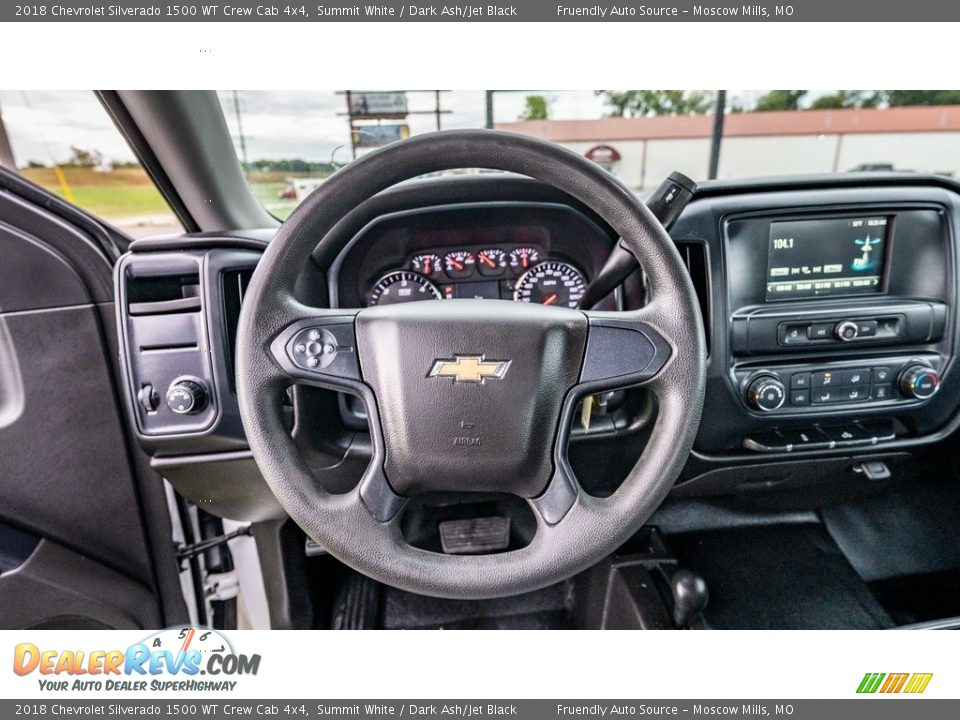 2018 Chevrolet Silverado 1500 WT Crew Cab 4x4 Steering Wheel Photo #28