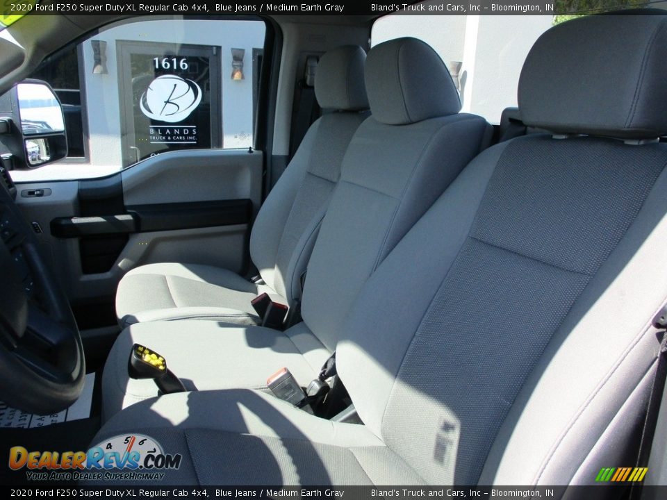 2020 Ford F250 Super Duty XL Regular Cab 4x4 Blue Jeans / Medium Earth Gray Photo #8