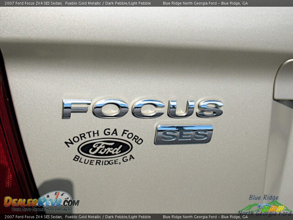 2007 Ford Focus ZX4 SES Sedan Pueblo Gold Metallic / Dark Pebble/Light Pebble Photo #23