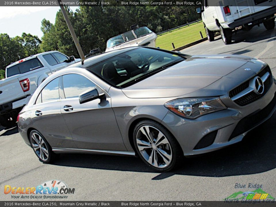 2016 Mercedes-Benz CLA 250 Mountain Grey Metallic / Black Photo #28