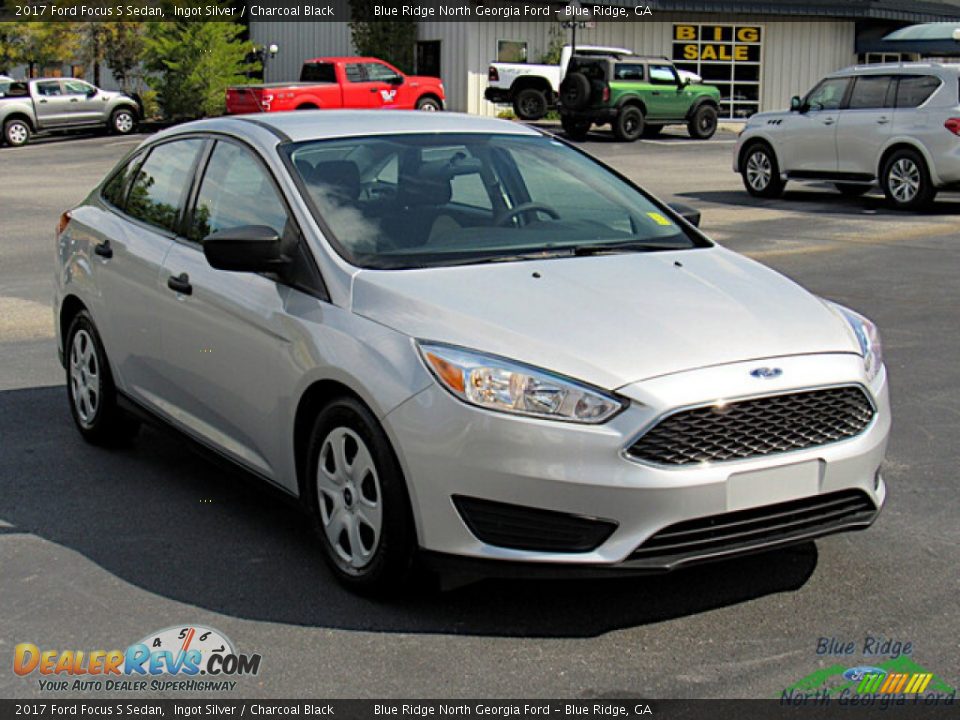 Ingot Silver 2017 Ford Focus S Sedan Photo #7