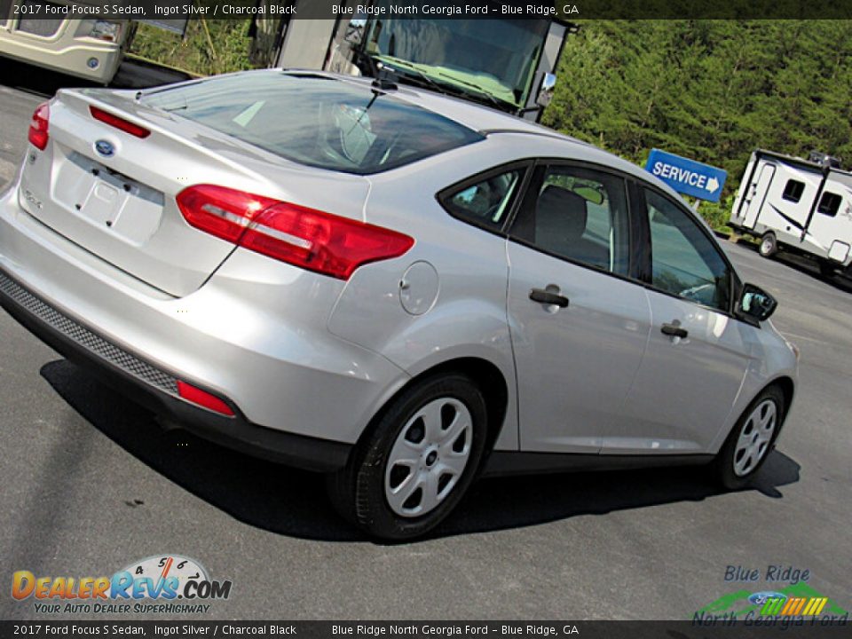 2017 Ford Focus S Sedan Ingot Silver / Charcoal Black Photo #24