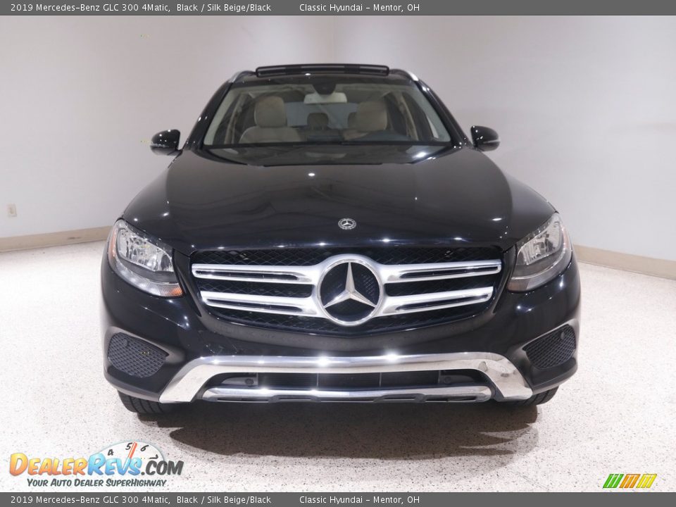 2019 Mercedes-Benz GLC 300 4Matic Black / Silk Beige/Black Photo #2