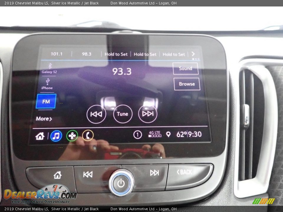 2019 Chevrolet Malibu LS Silver Ice Metallic / Jet Black Photo #2