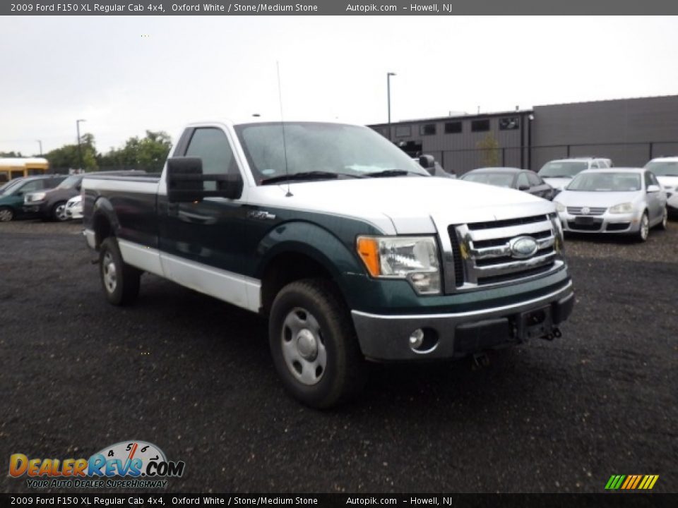 2009 Ford F150 XL Regular Cab 4x4 Oxford White / Stone/Medium Stone Photo #3