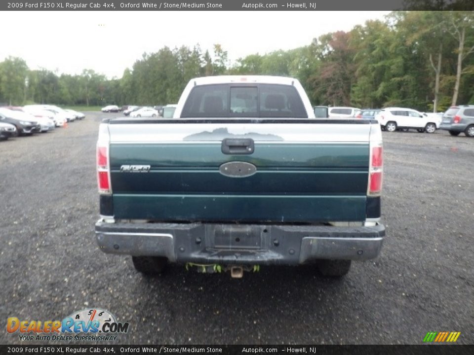 2009 Ford F150 XL Regular Cab 4x4 Oxford White / Stone/Medium Stone Photo #5