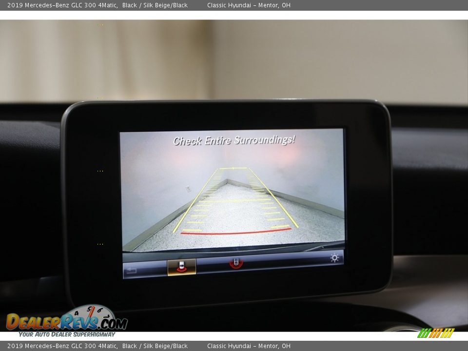 2019 Mercedes-Benz GLC 300 4Matic Black / Silk Beige/Black Photo #13