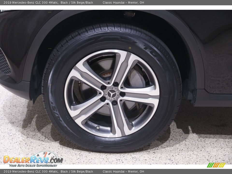 2019 Mercedes-Benz GLC 300 4Matic Black / Silk Beige/Black Photo #21