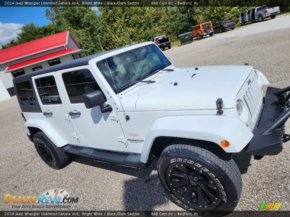 2014 Jeep Wrangler Unlimited Sahara 4x4 Bright White / Black/Dark Saddle Photo #25