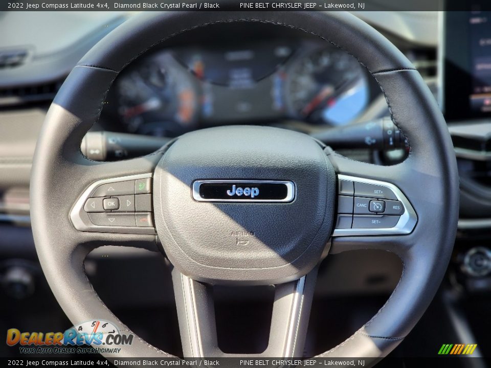 2022 Jeep Compass Latitude 4x4 Diamond Black Crystal Pearl / Black Photo #10