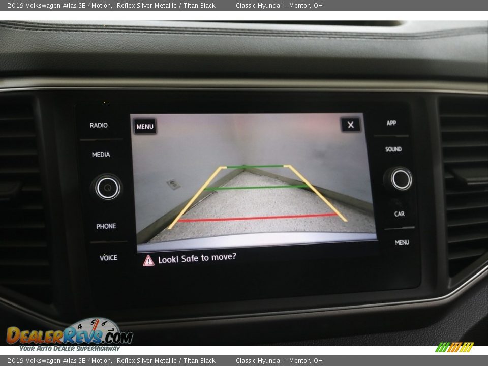 2019 Volkswagen Atlas SE 4Motion Reflex Silver Metallic / Titan Black Photo #12