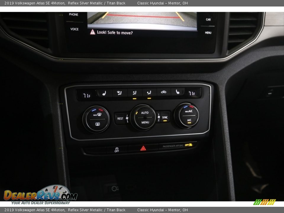 2019 Volkswagen Atlas SE 4Motion Reflex Silver Metallic / Titan Black Photo #13