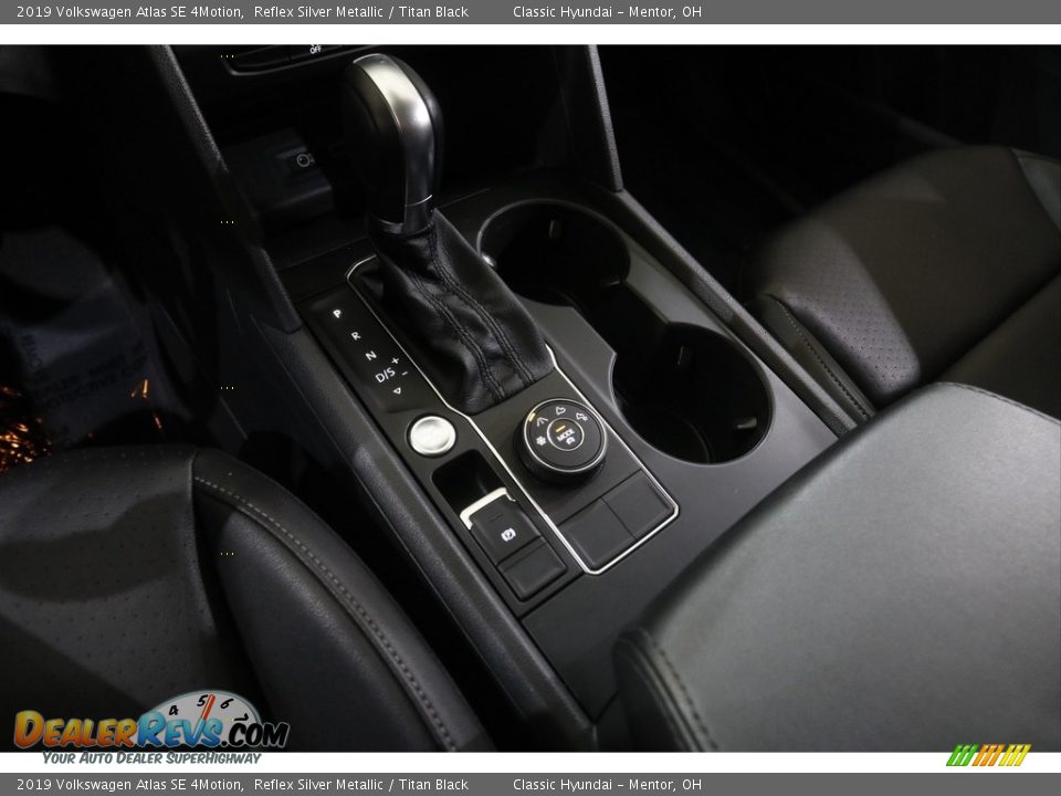 2019 Volkswagen Atlas SE 4Motion Reflex Silver Metallic / Titan Black Photo #14