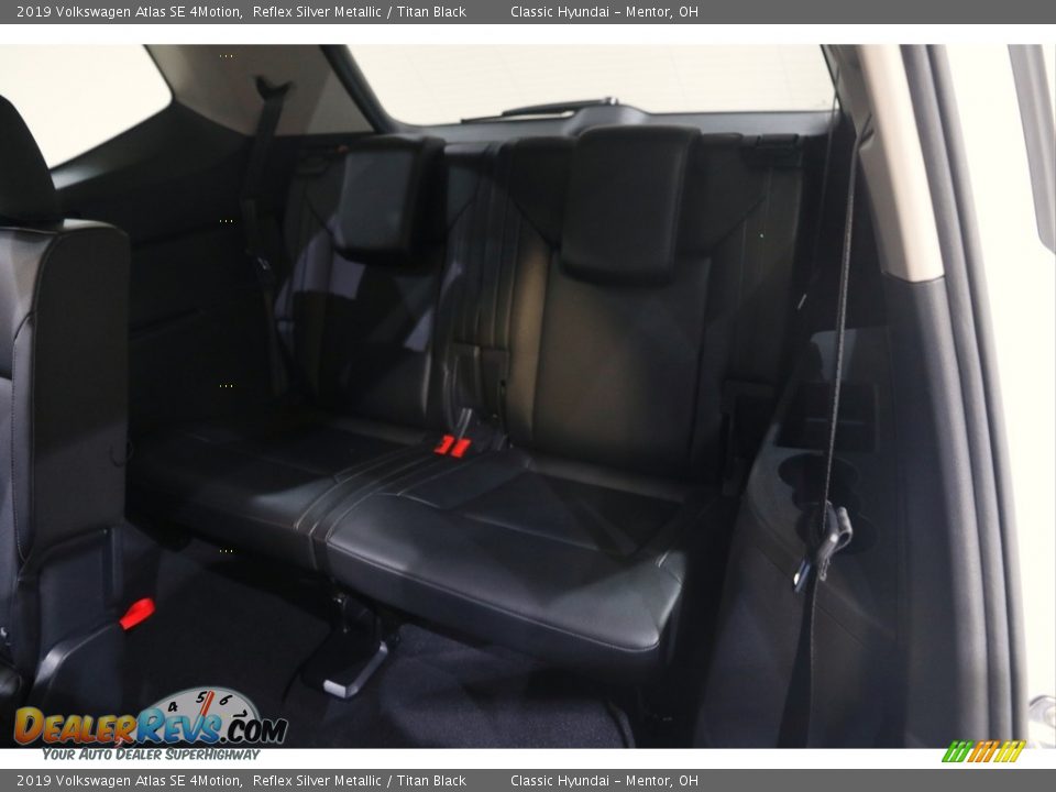 2019 Volkswagen Atlas SE 4Motion Reflex Silver Metallic / Titan Black Photo #18