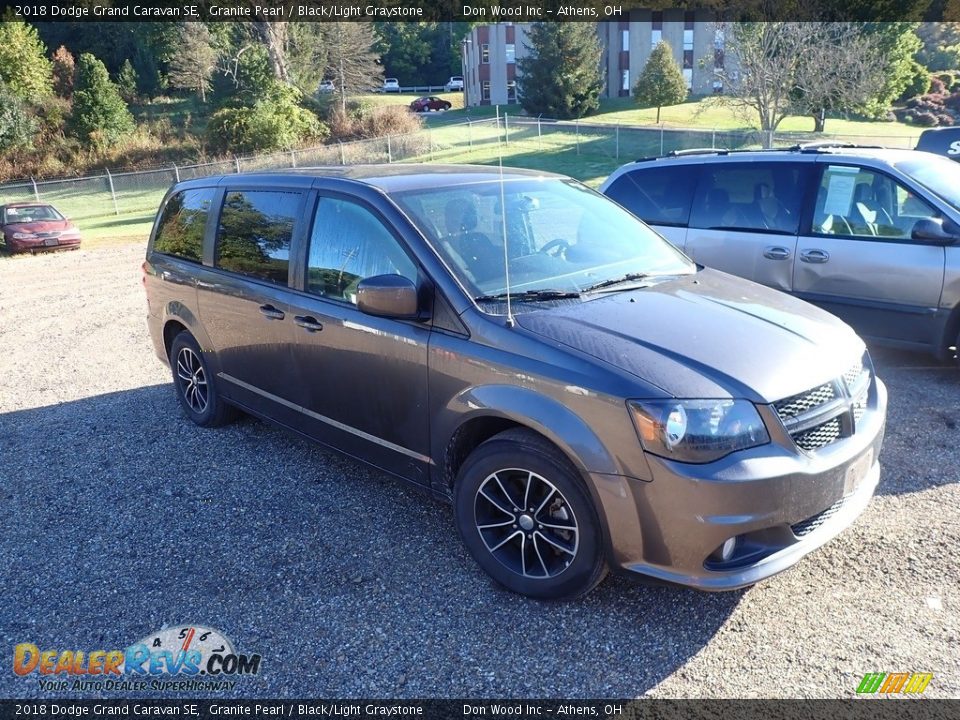 2018 Dodge Grand Caravan SE Granite Pearl / Black/Light Graystone Photo #2