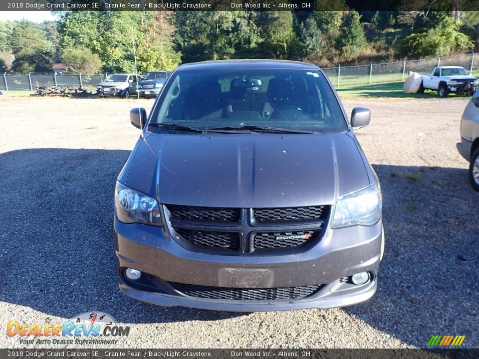 2018 Dodge Grand Caravan SE Granite Pearl / Black/Light Graystone Photo #3
