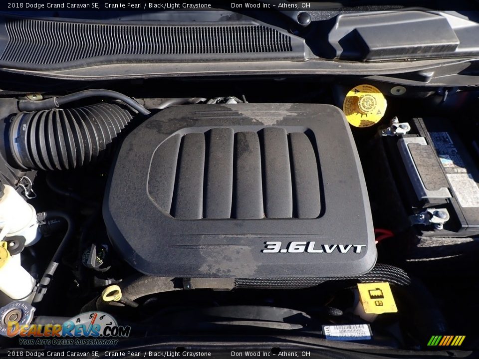 2018 Dodge Grand Caravan SE Granite Pearl / Black/Light Graystone Photo #5